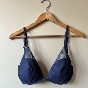 VS *adorable * lace detail plunge 32 DD